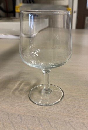 Jalallinen lasi