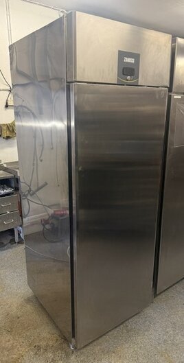 Zanussi kylmäkaappi (RR2589) Zanussi kylmäkaappi (RR2589)